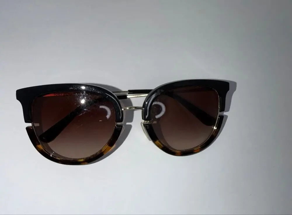 Tory Burch TY6073 178413 Cat Eye Sunglasses Black Tortoise Brown Gradient Lens